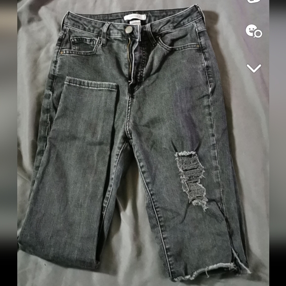 jeans - Picture 1 of 3